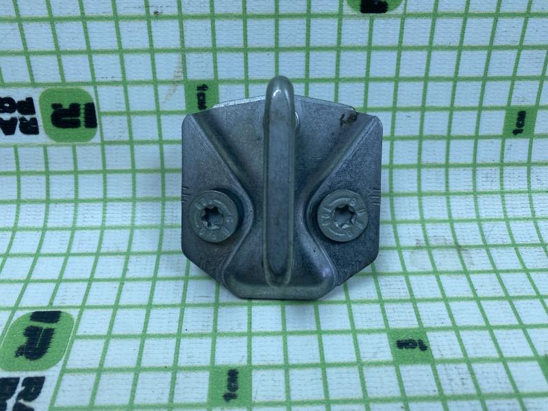 Ответная часть замка двери Ford Focus III