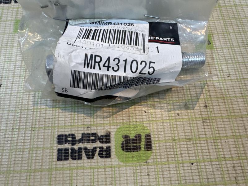 Болт крепления приемной трубы для Mitsubishi