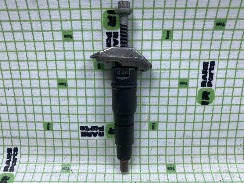 Форсунка топливная в сборе Mercedes Benz