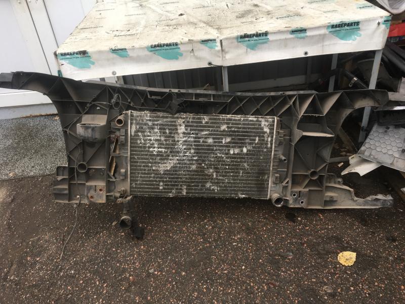 Панель передняя с радиатором Volkswagen Crafter