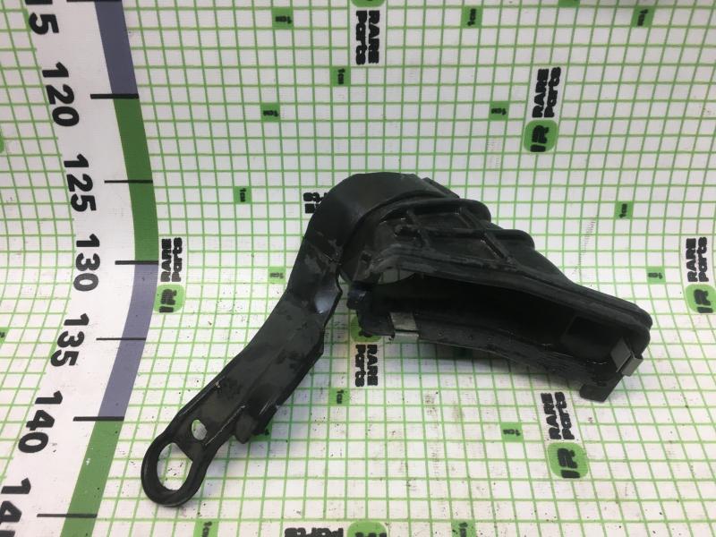 Патрубок воздушного фильтра Ford Focus