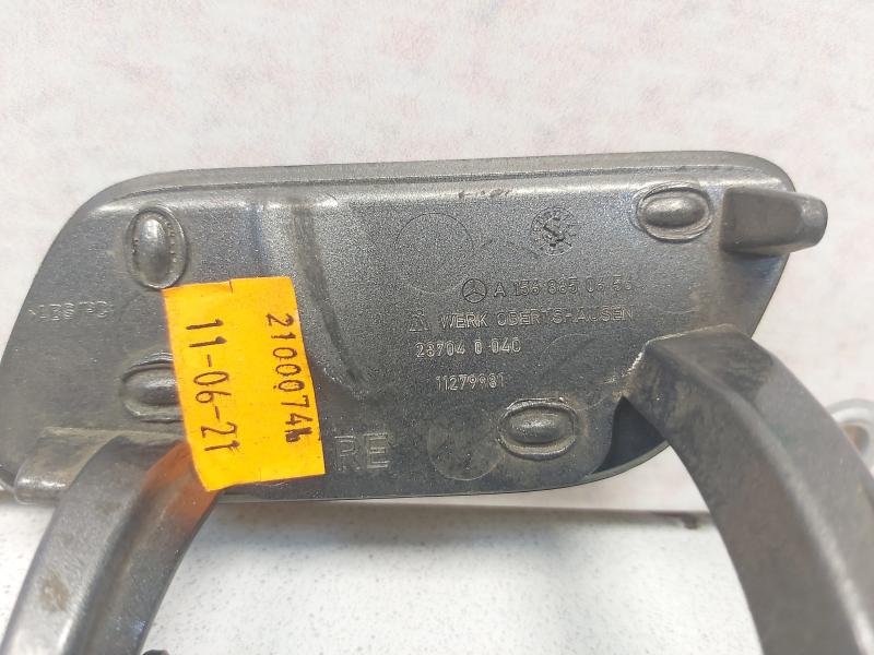 Крышка омывателя фары Mercedes-Benz X156 RH