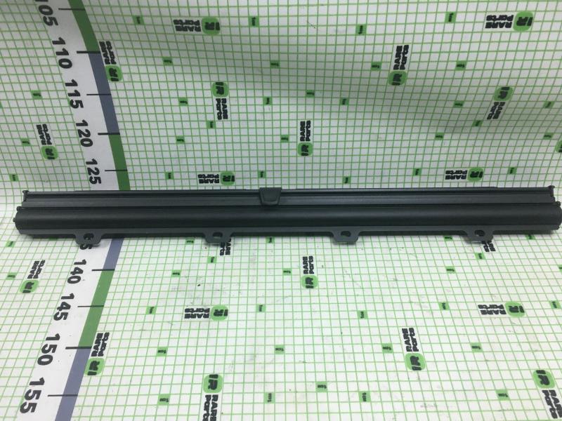 Шторка солнцезащитная задняя правая Volvo XC90