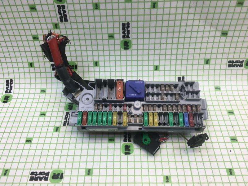 Блок предохранителей передний Bmw 5 7