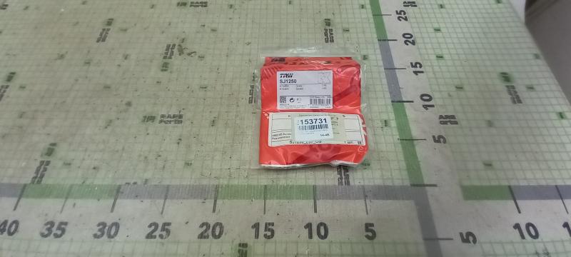 Ремкомплект заднего суппорта Mitsubishi Carisma