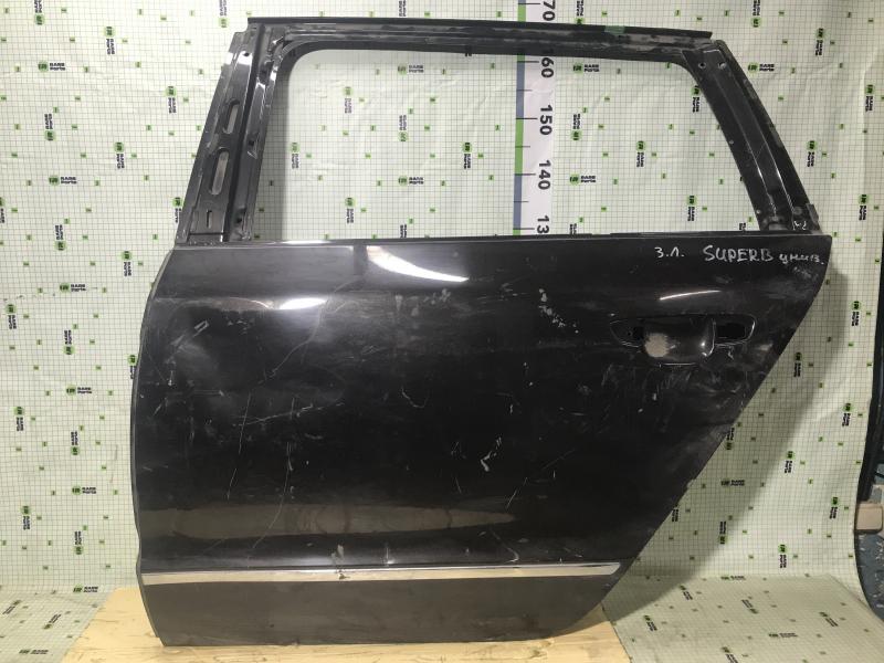 Дверь задняя левая Skoda SuperB универсал