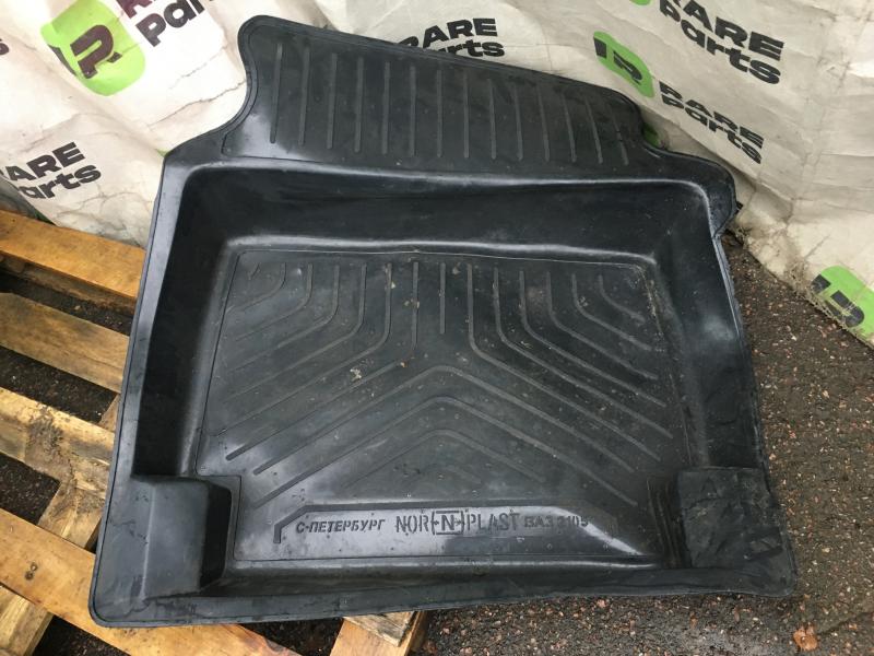 Коврик багажника резиновый Ваз 2105-2107 Классика