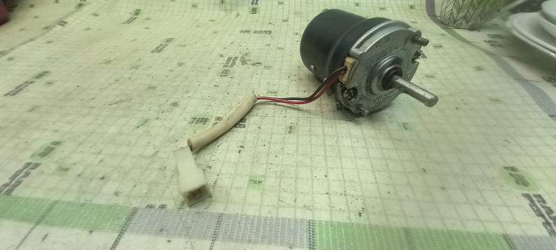 Электродвигатель отопителя Газ Уаз Лаз Кавз