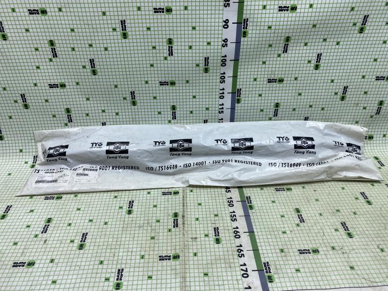 Решетка в бампер центральная для OPEL