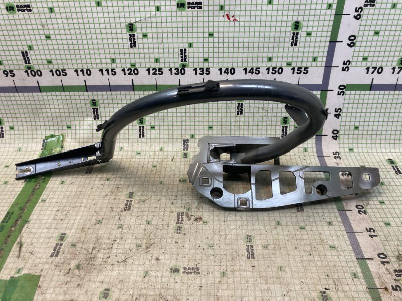 Петля крышки багажника правая Mercedes-Benz E