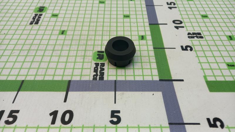 Сайлентблок заднего амортизатора верхний Toyota 4R